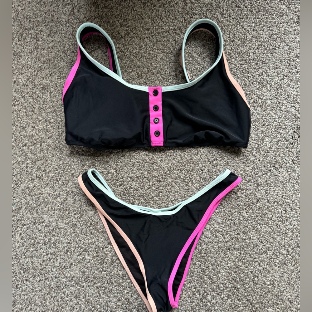 Women’s Large Black Bikini Set